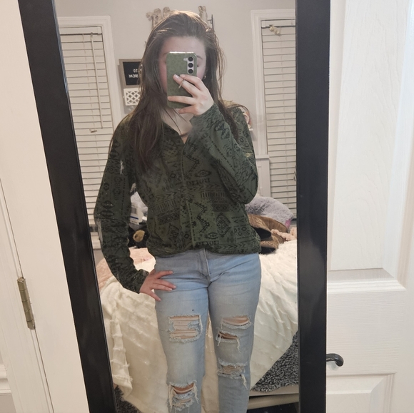 Olive Green Oversized Button Down Top/Dress - Picture 6 of 10